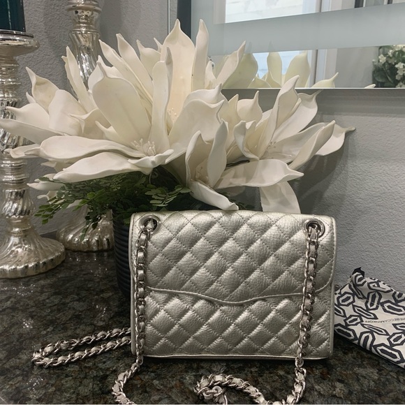 Rebecca Minkoff Handbags - 💜Metallic silver 💜Rebecca Minkoff bag